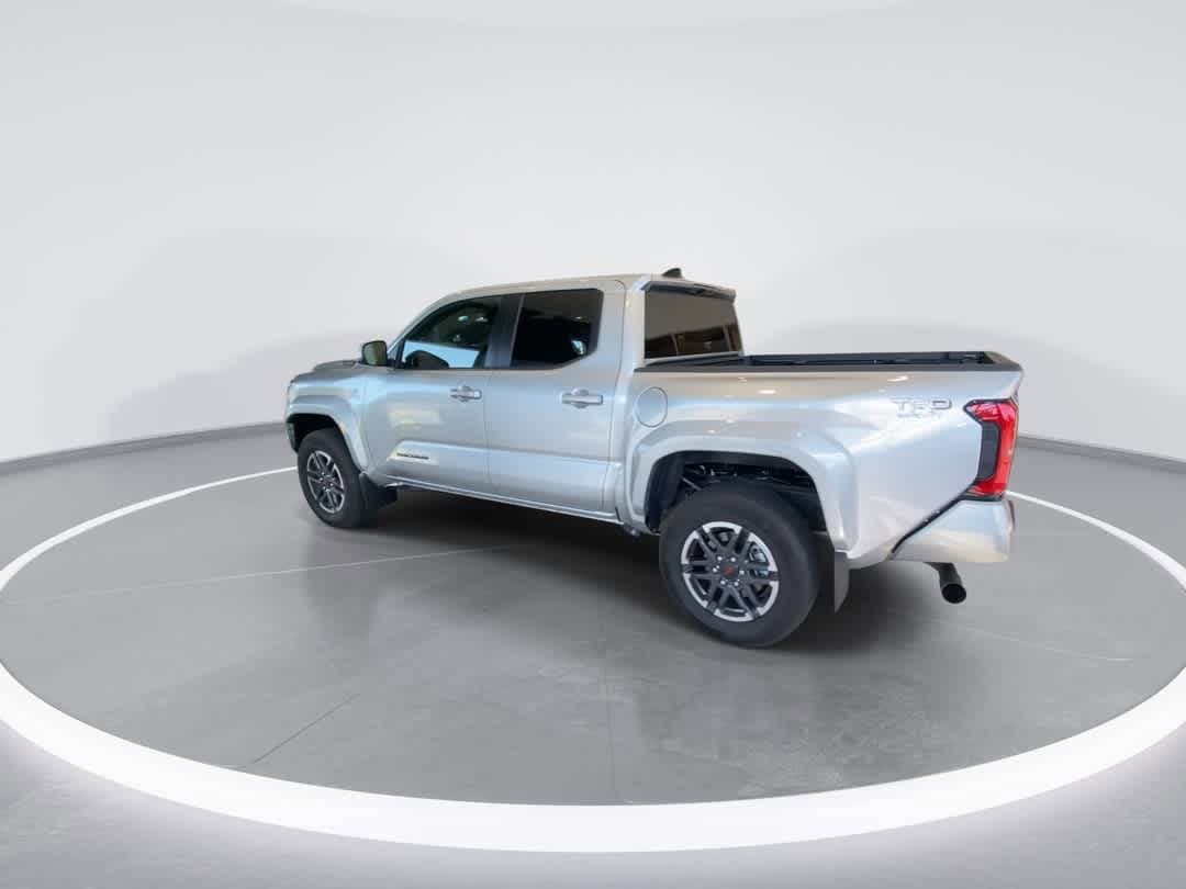 Thumbnail: 2025 Toyota Tacoma - 6