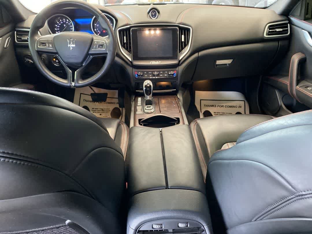 Thumbnail: 2017 Maserati Levante - 24