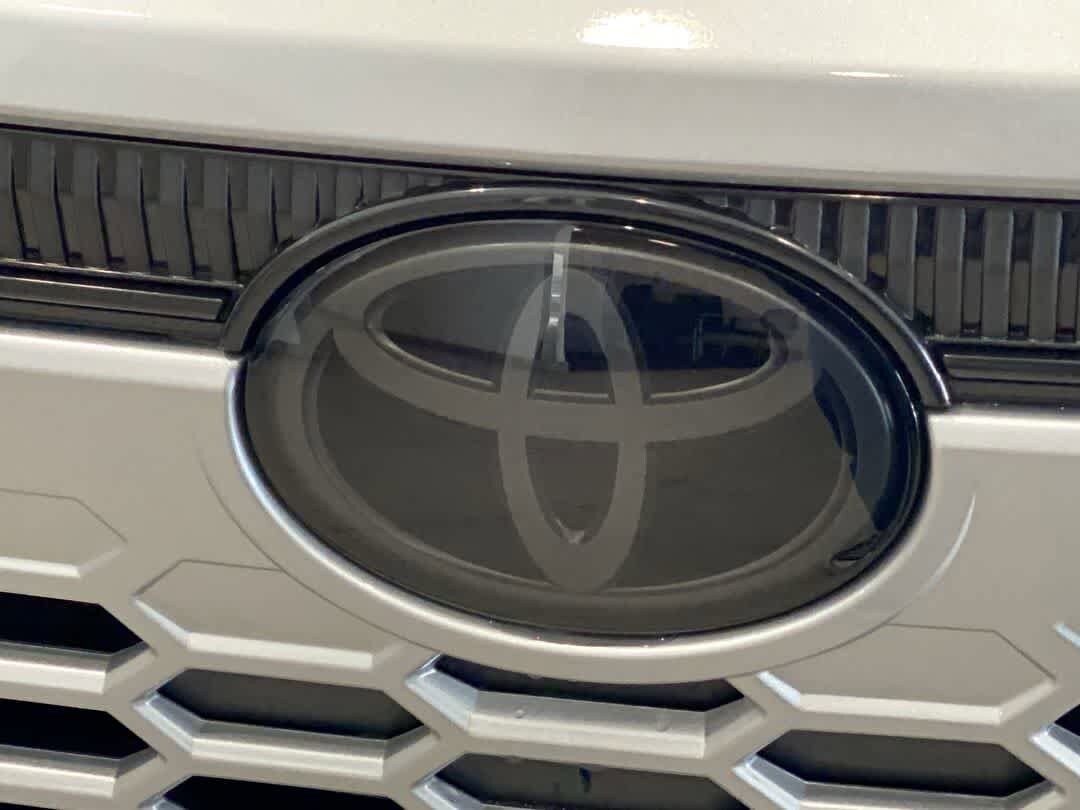 Thumbnail: 2026 Toyota Corolla Cross - 10