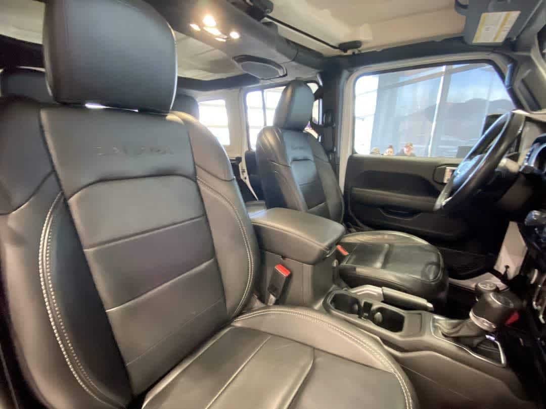 Thumbnail: 2021 Jeep Wrangler - 26