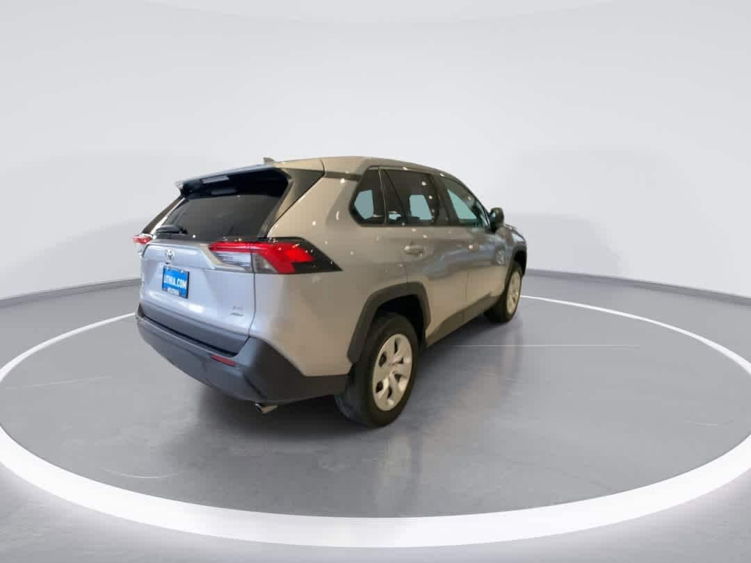 Thumbnail: 2024 Toyota RAV4 - 8