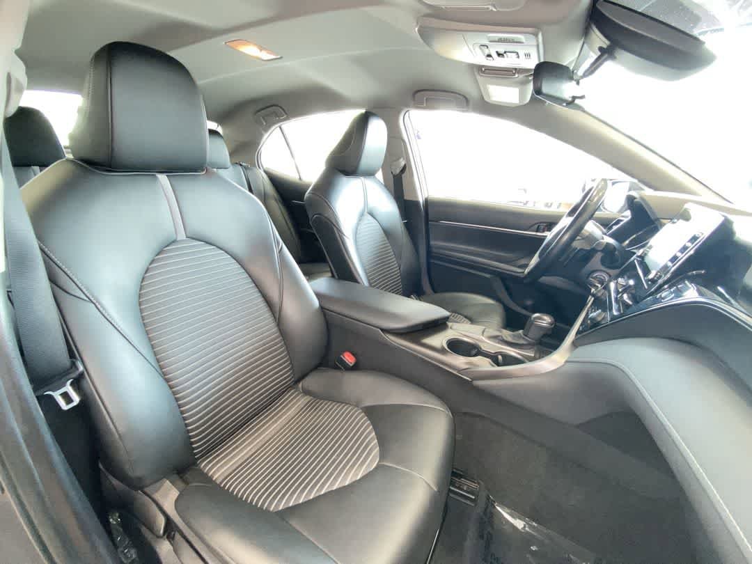 Thumbnail: 2021 Toyota Camry - 25
