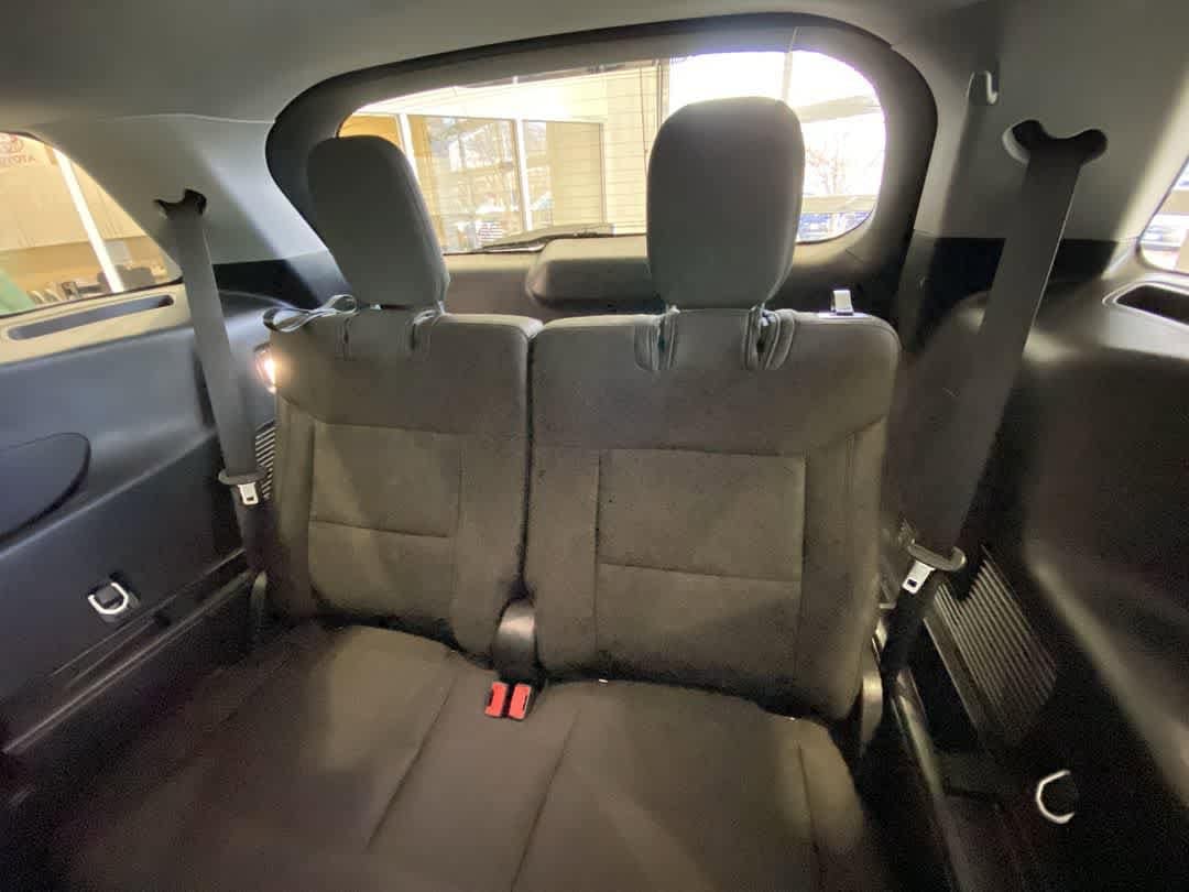 Thumbnail: 2023 Ford Explorer - 25