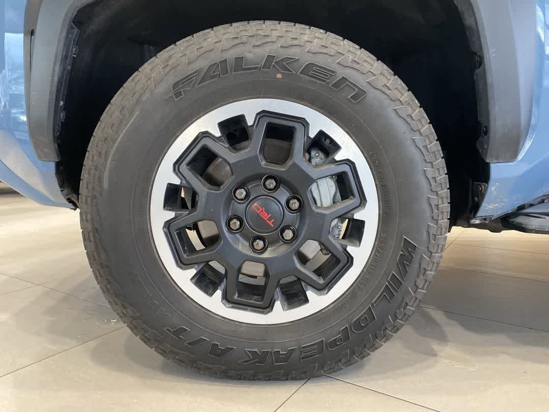 Thumbnail: 2025 Toyota 4Runner - 10