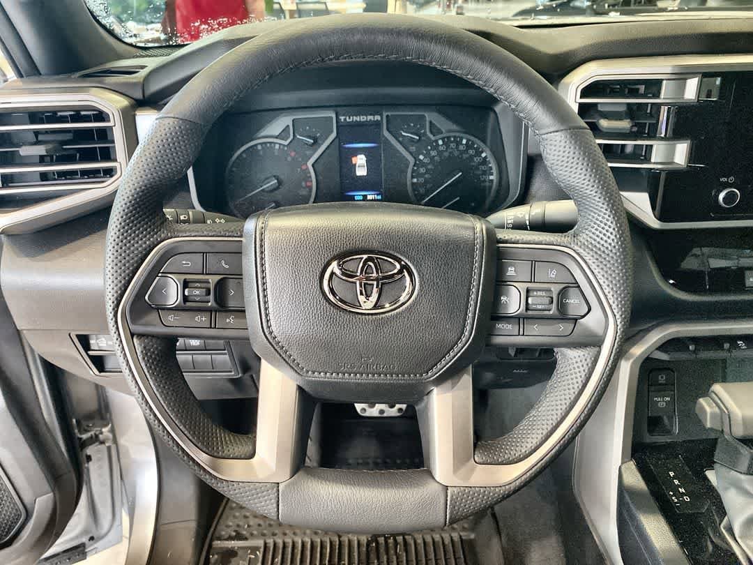 Thumbnail: 2025 Toyota Tundra - 16