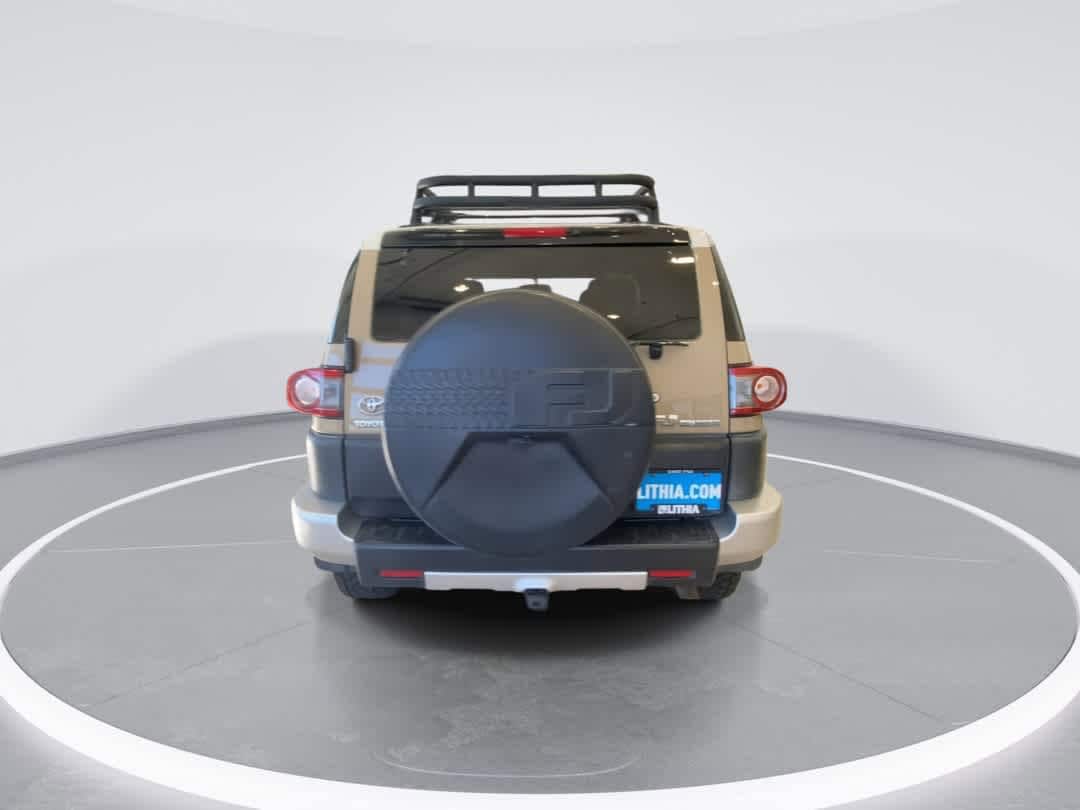 Thumbnail: 2013 Toyota FJ Cruiser - 7