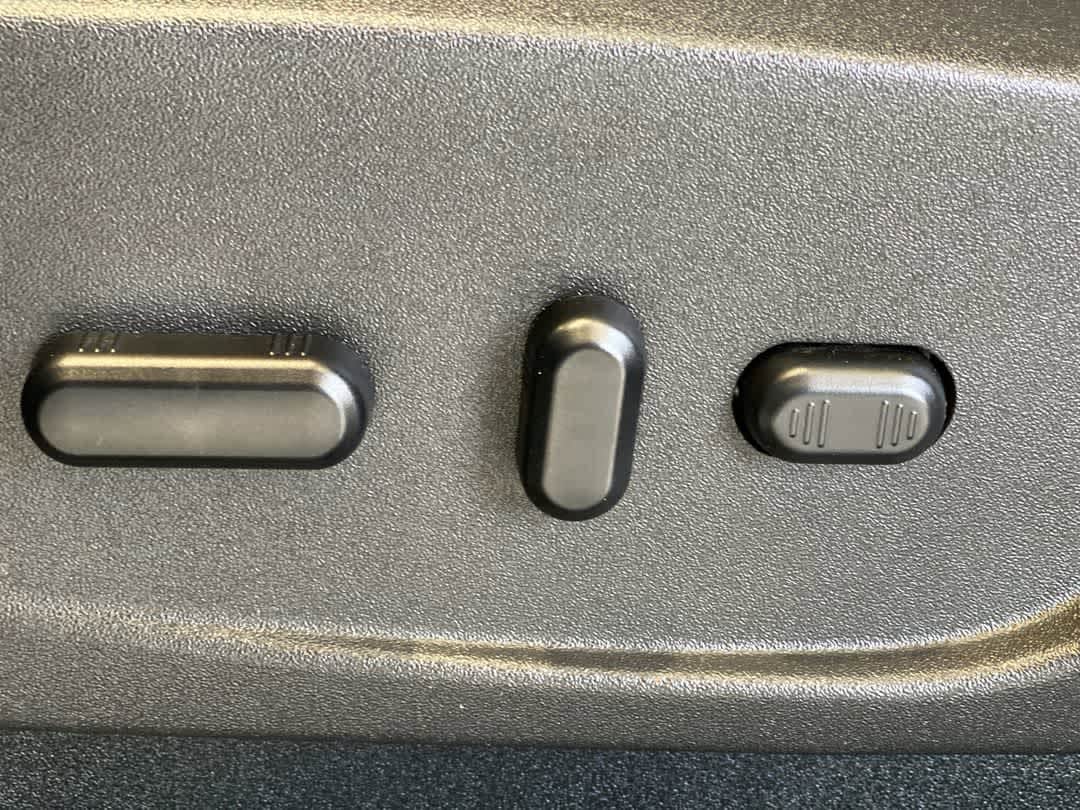 Thumbnail: 2019 Ford Escape - 15