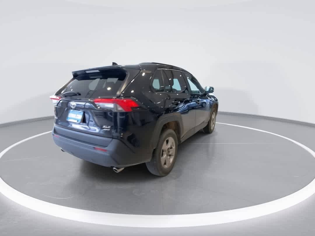 Thumbnail: 2025 Toyota RAV4 - 8