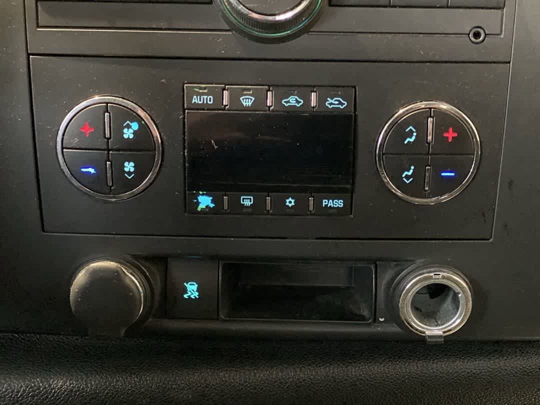 Thumbnail: 2008 Chevrolet Silverado 1500 - 20