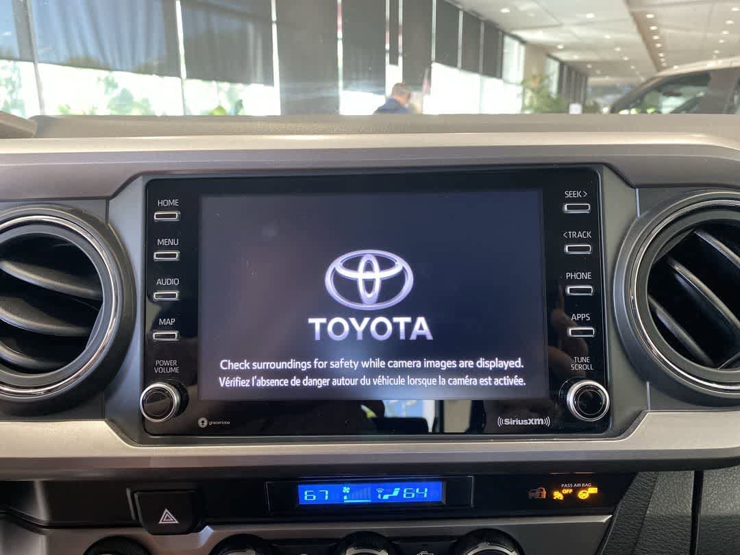 Thumbnail: 2022 Toyota Tacoma - 19