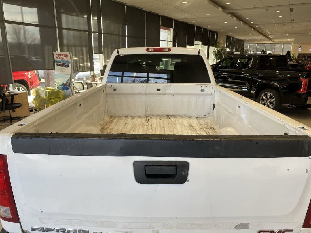 Thumbnail: 2012 GMC Sierra 2500 - 21