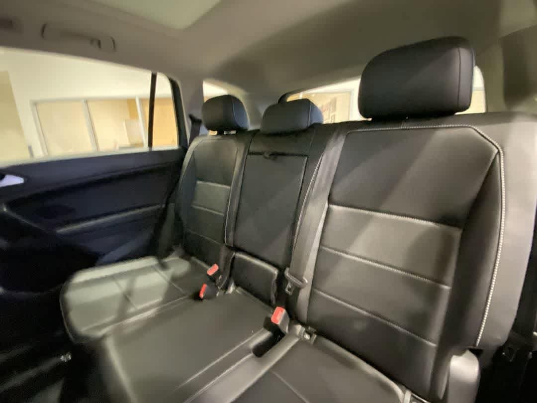 2021 Volkswagen Tiguan SE - Photo 25