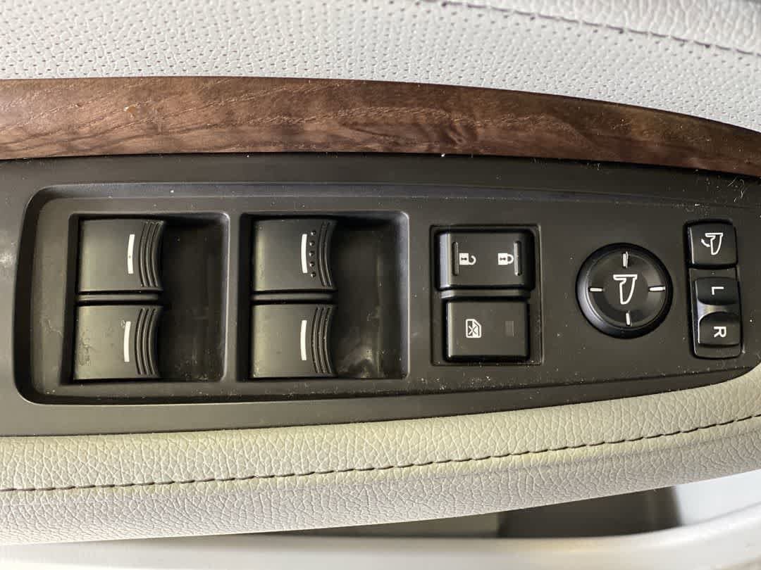 Thumbnail: 2020 Acura MDX - 15