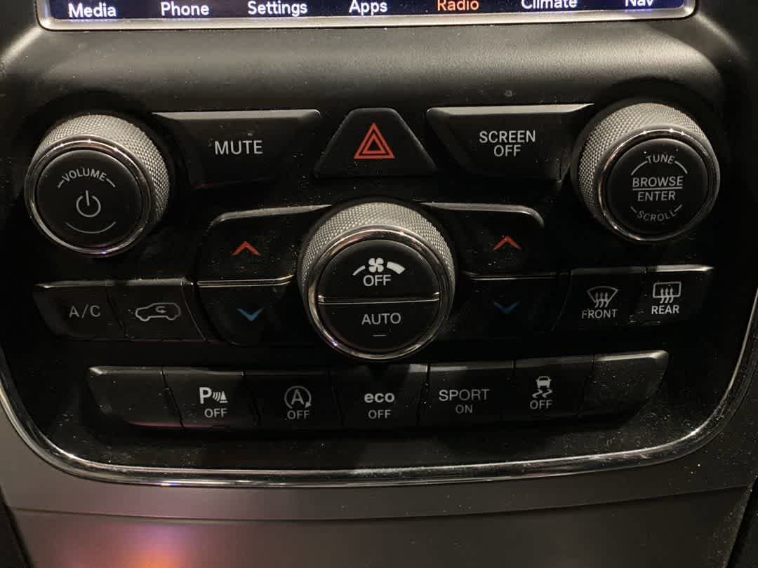 Thumbnail: 2018 Jeep Grand Cherokee - 21