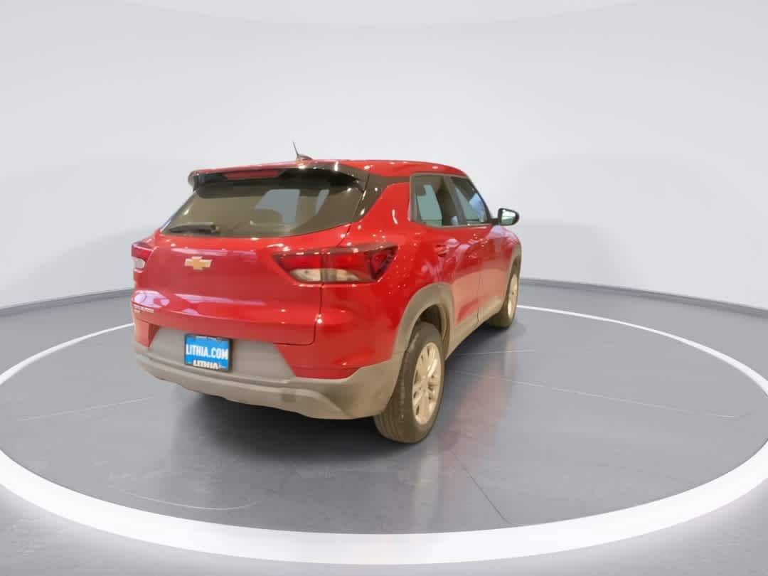 Thumbnail: 2026 Chevrolet TrailBlazer - 8