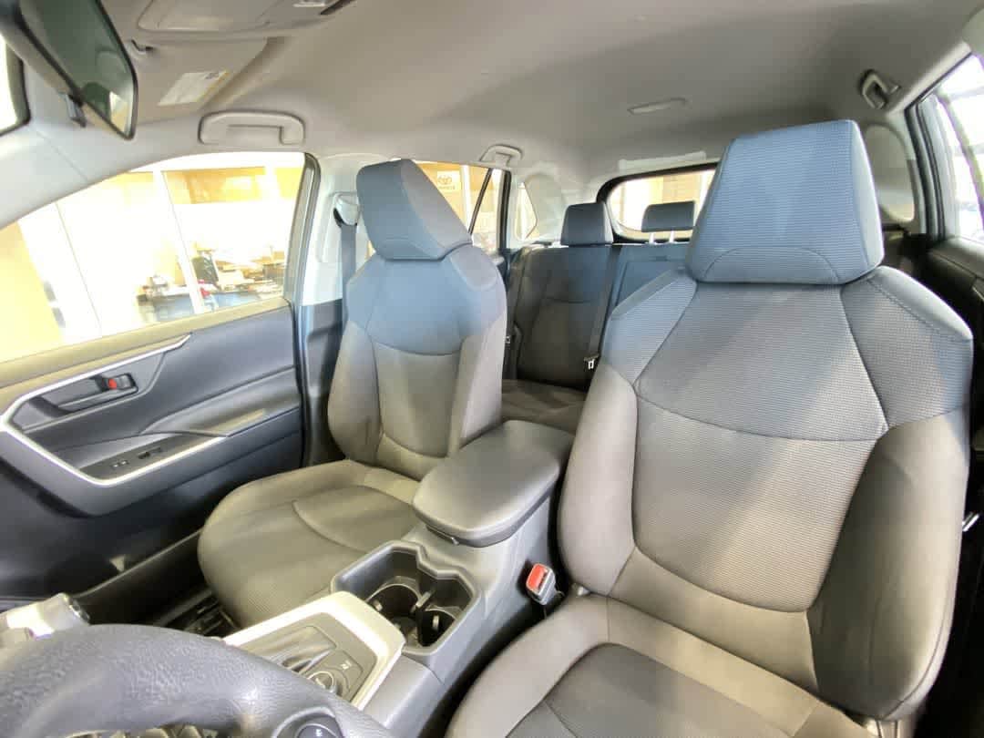 Thumbnail: 2024 Toyota RAV4 - 14