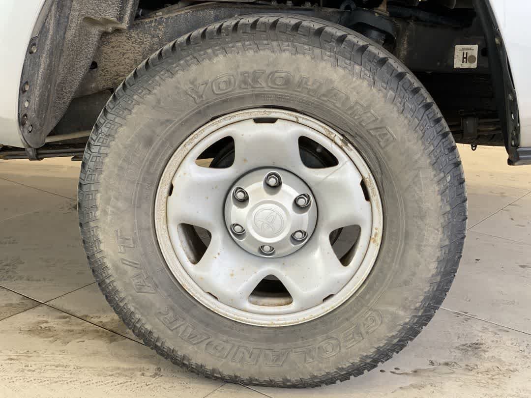 Thumbnail: 2018 Toyota Tacoma - 12