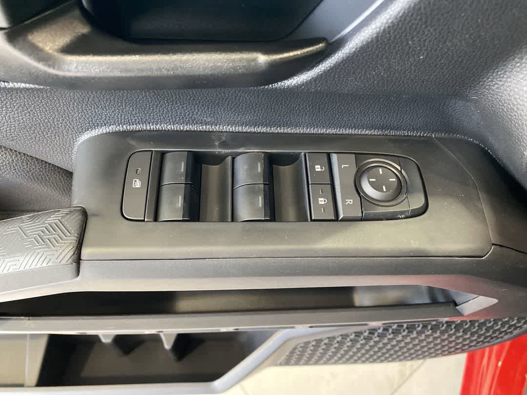 Thumbnail: 2025 Toyota Tacoma - 15