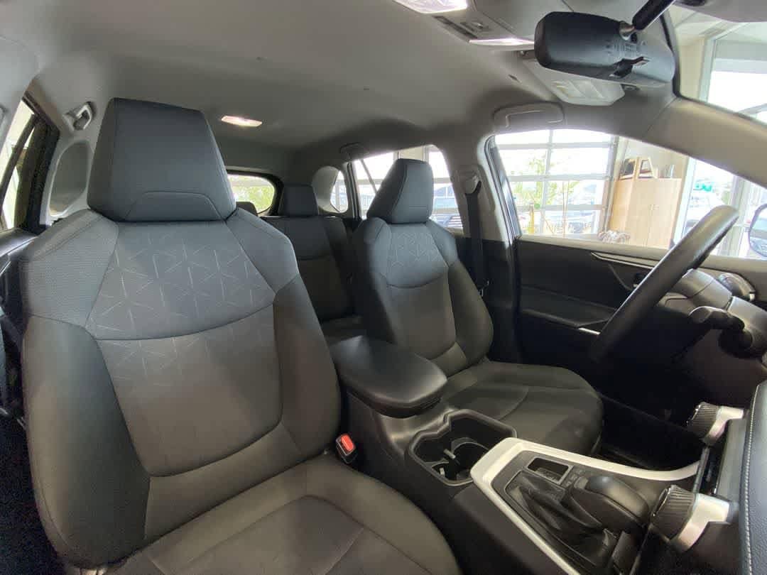 Thumbnail: 2025 Toyota RAV4 - 26