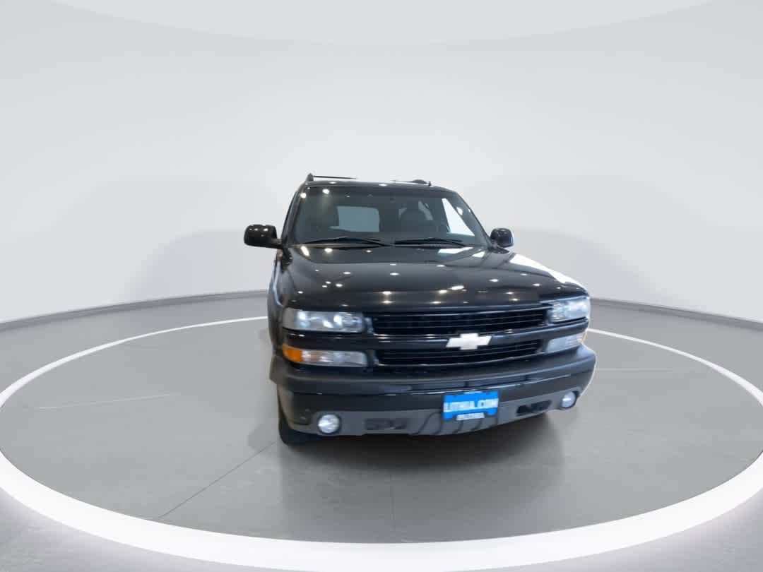Thumbnail: 2002 Chevrolet Tahoe - 3