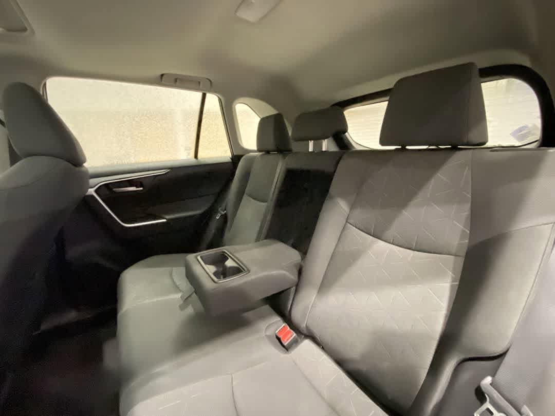 Thumbnail: 2025 Toyota RAV4 - 25