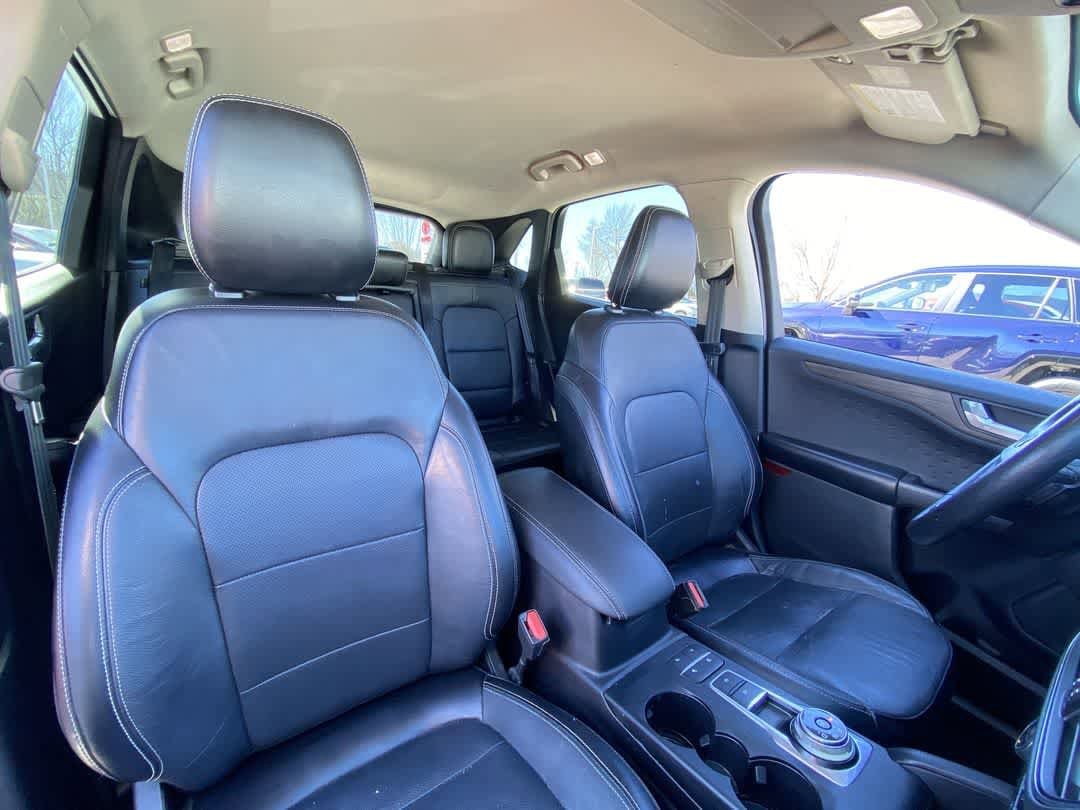 Thumbnail: 2020 Ford Escape - 26