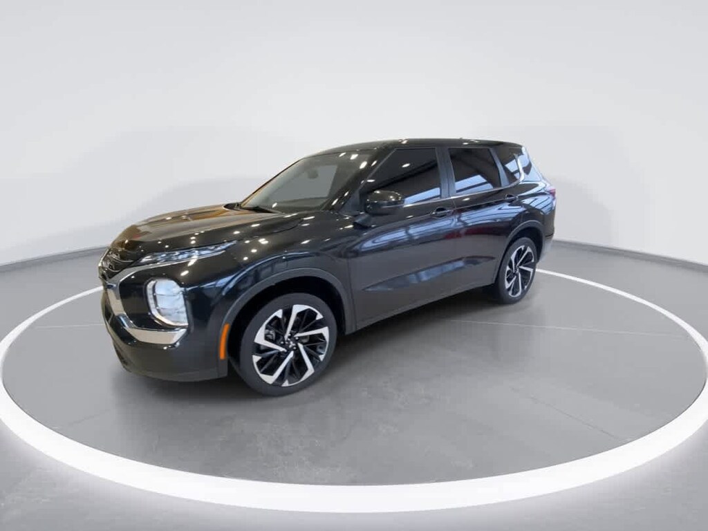 Used 2022 Mitsubishi Outlander ES CUV