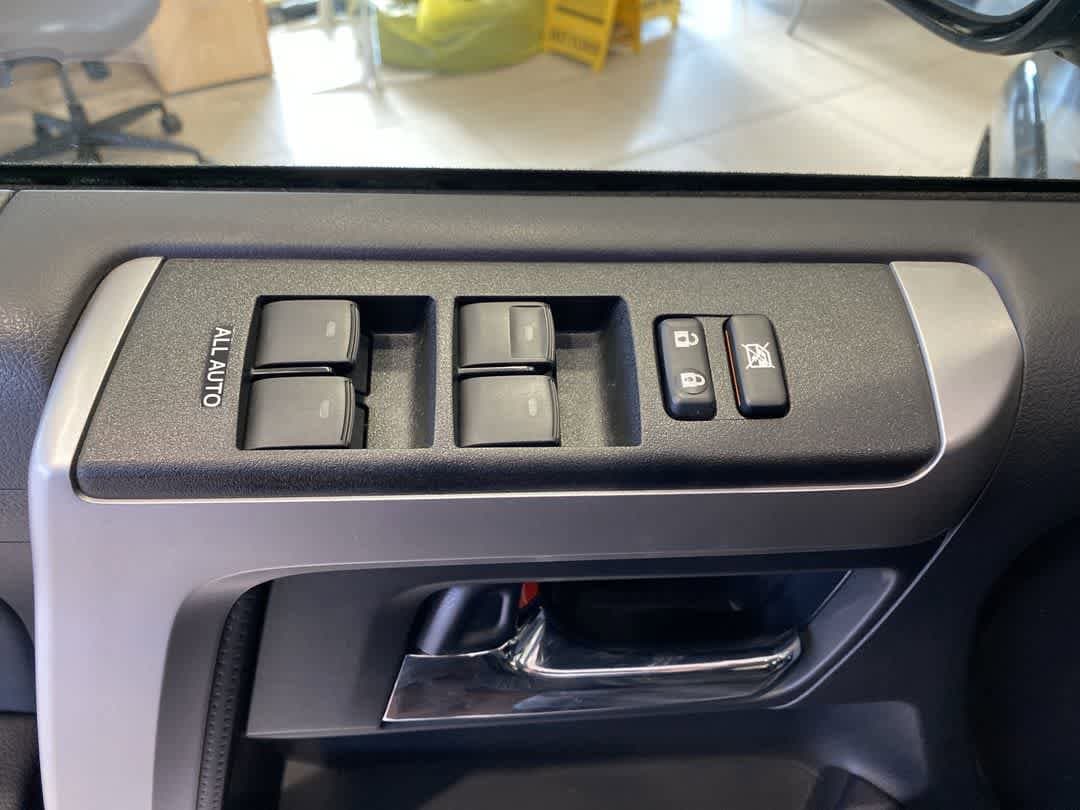 Thumbnail: 2023 Toyota 4Runner - 13