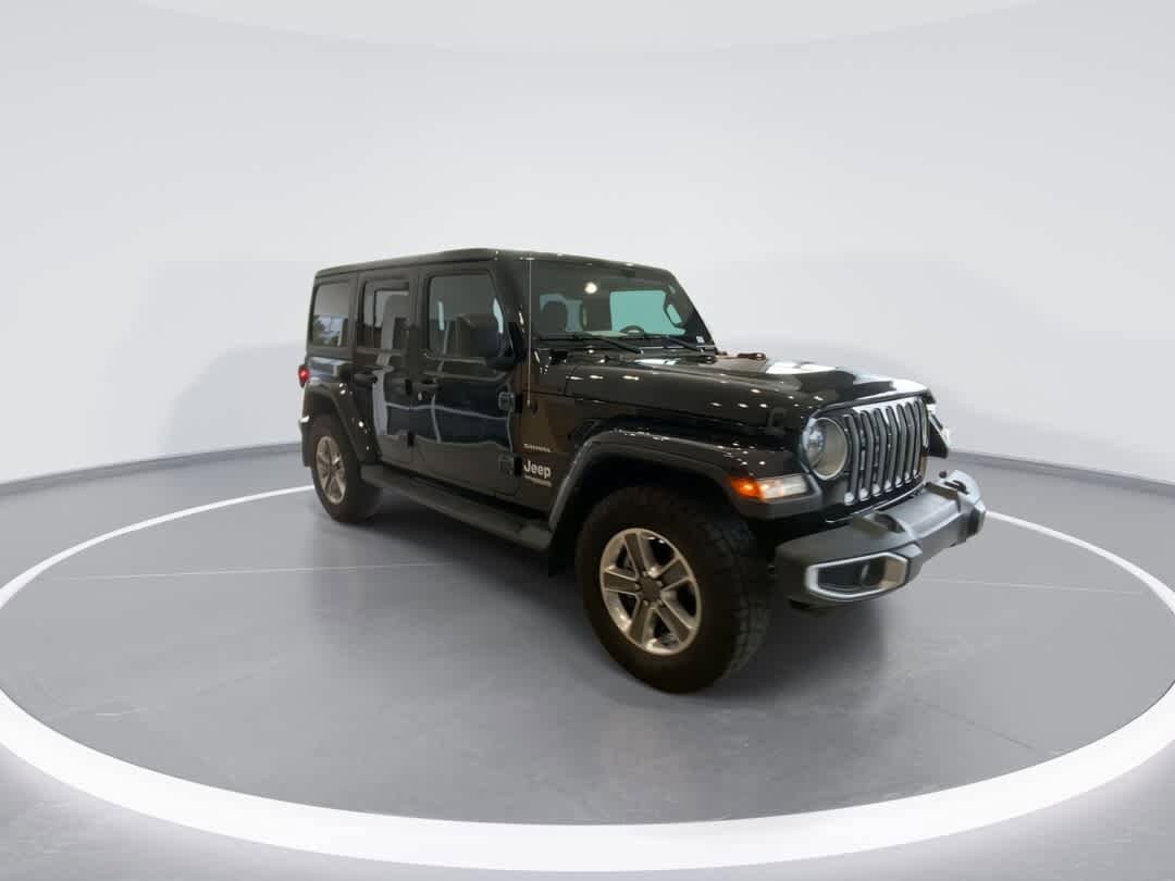 2022 Jeep Wrangler Unlimited Sahara photo 2