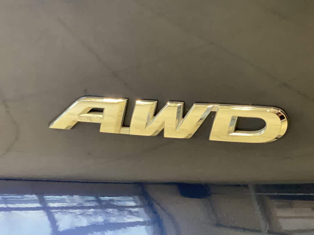 Thumbnail: 2016 Honda Pilot - 11