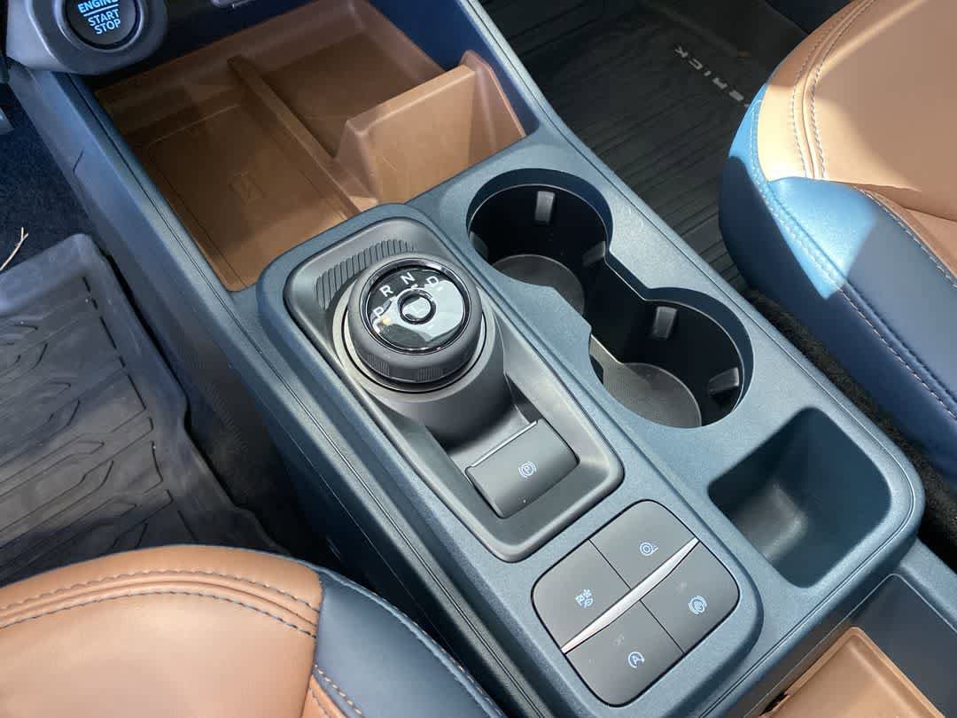 Thumbnail: 2022 Ford Maverick - 21