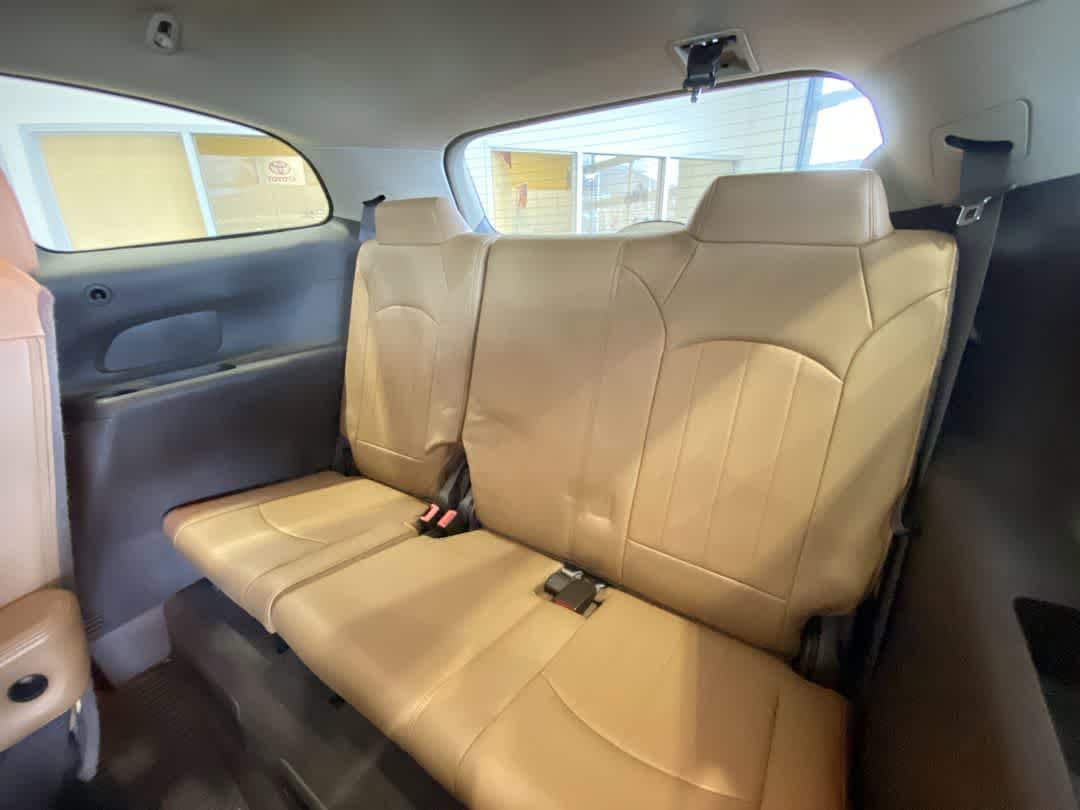 Thumbnail: 2015 Buick Enclave - 27