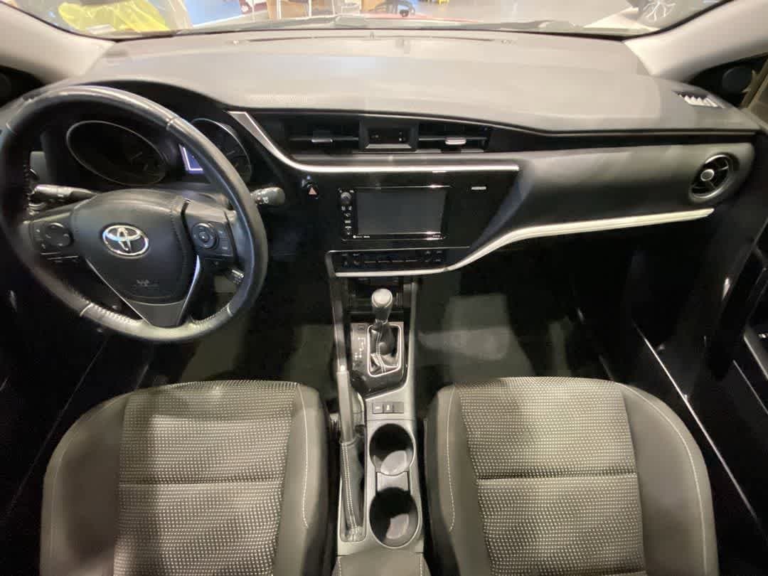 Thumbnail: 2018 Toyota Corolla iM - 22