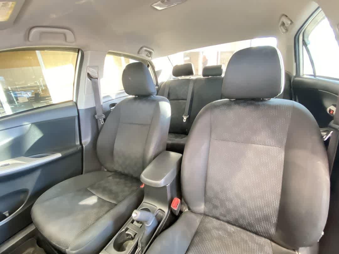 Thumbnail: 2010 Toyota Corolla - 14
