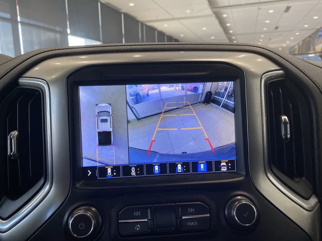 Thumbnail: 2020 Chevrolet Silverado 1500 - 18