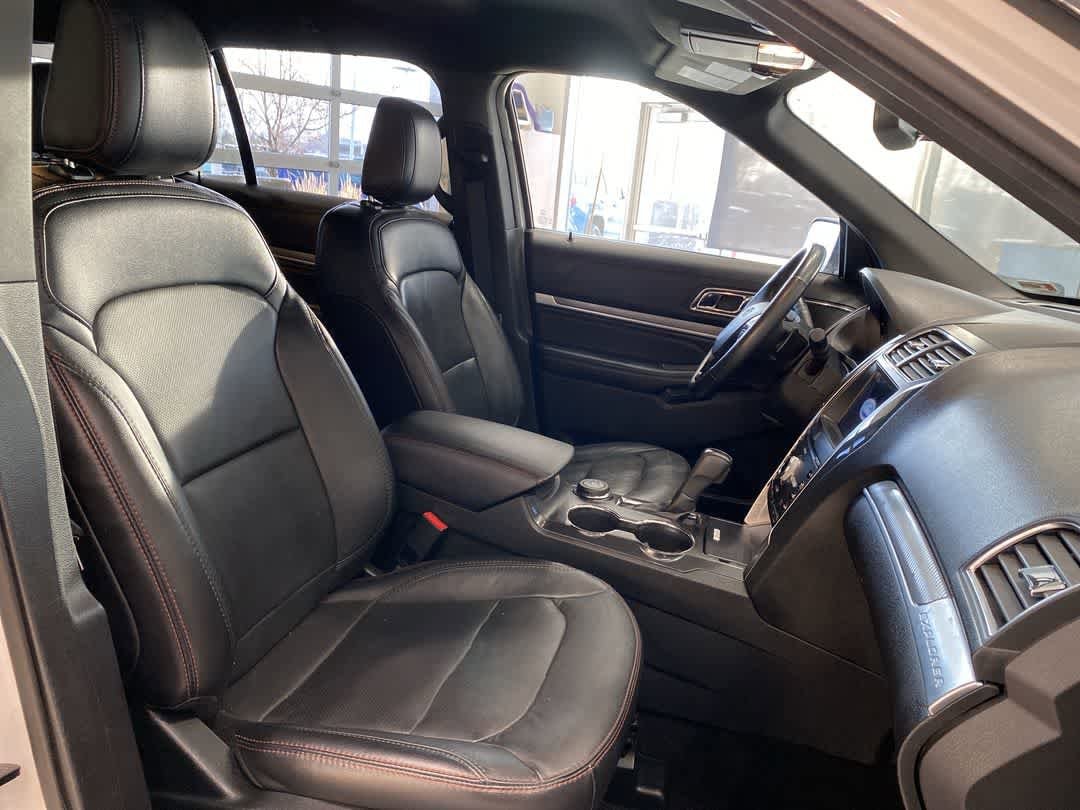 Thumbnail: 2019 Ford Explorer - 24