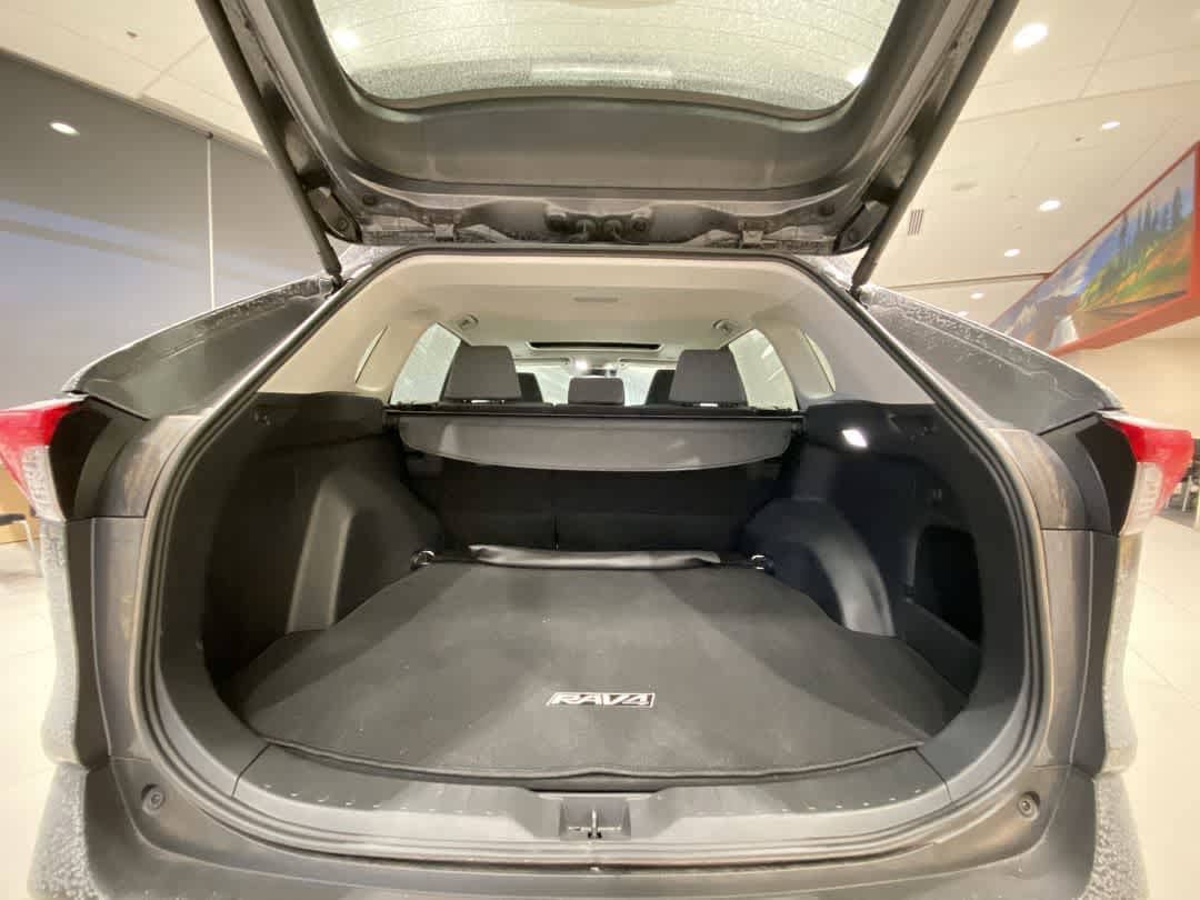 Thumbnail: 2025 Toyota RAV4 - 26