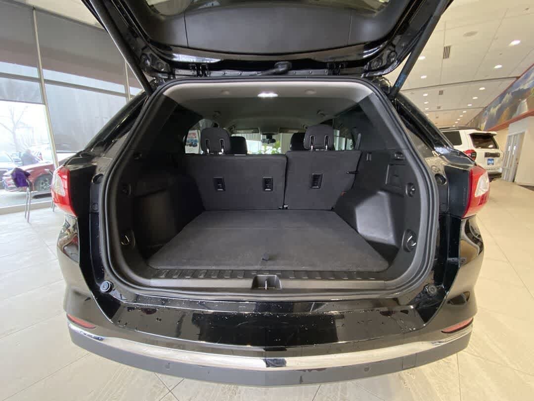 Thumbnail: 2020 Chevrolet Equinox - 25