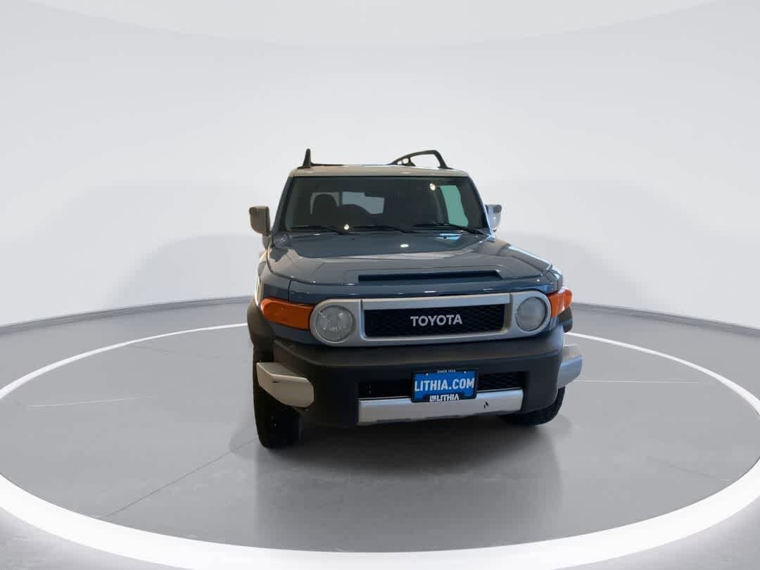 Thumbnail: 2013 Toyota FJ Cruiser - 3