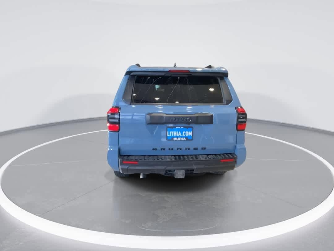 Thumbnail: 2025 Toyota 4Runner - 7