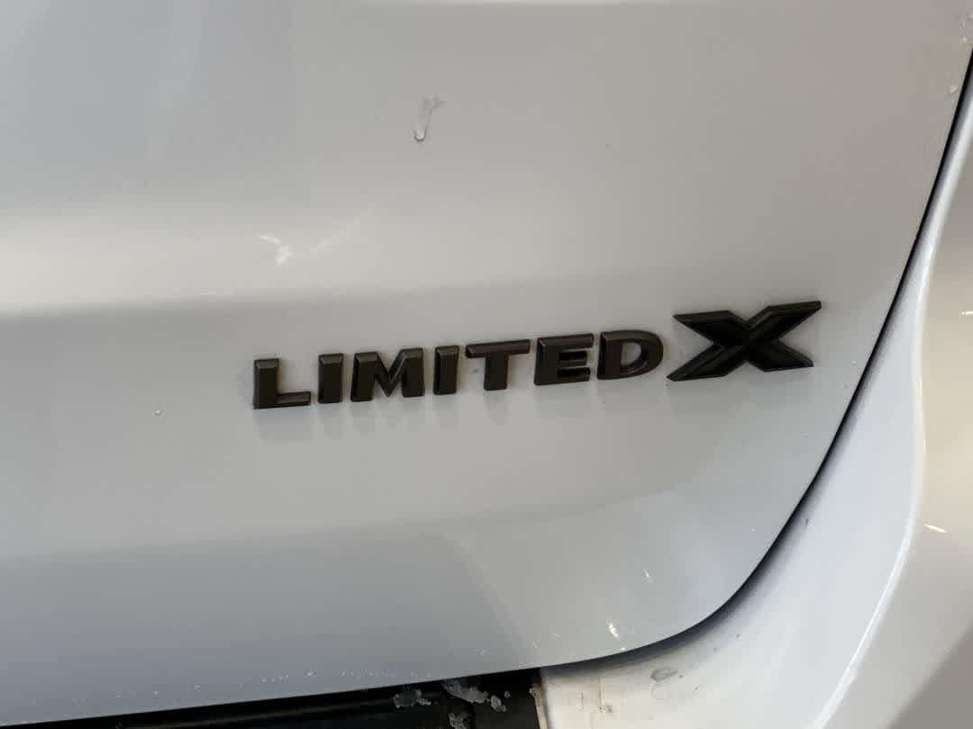 Thumbnail: 2019 Jeep Grand Cherokee - 12