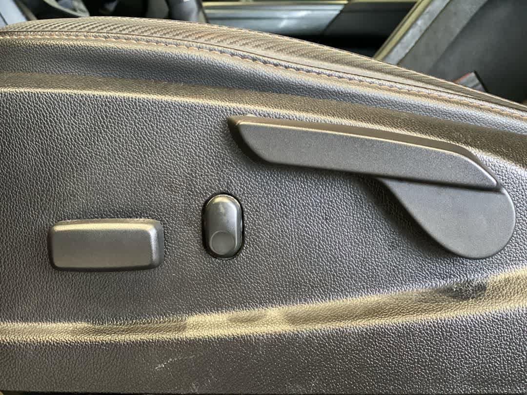 Thumbnail: 2022 GMC Canyon - 15