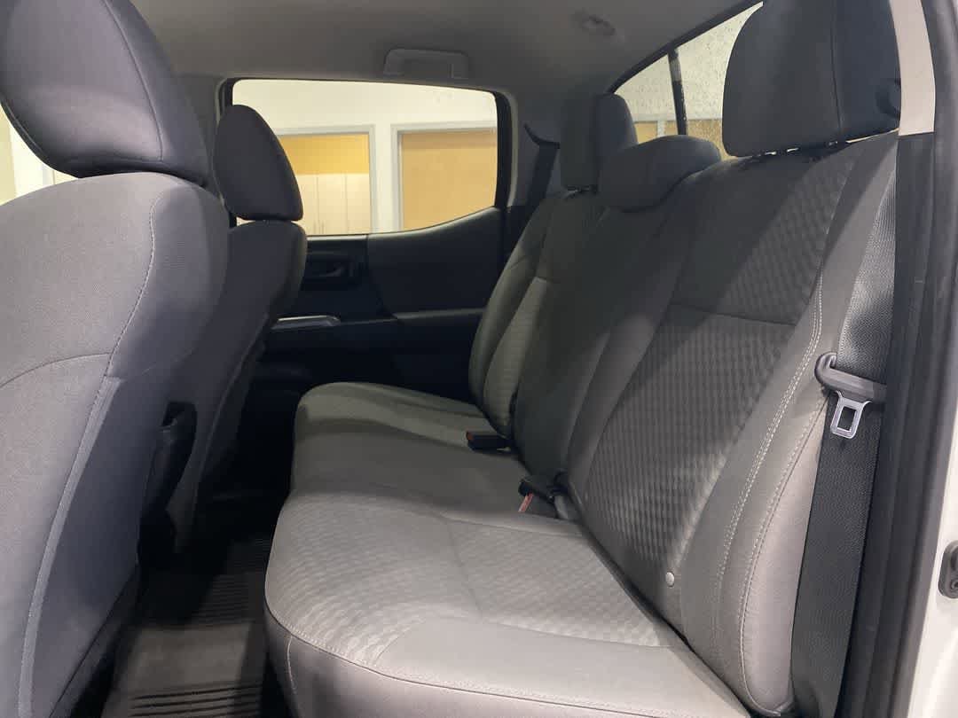 Thumbnail: 2022 Toyota Tacoma - 21