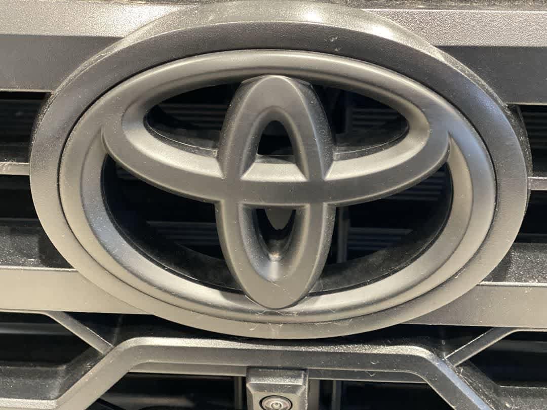 Thumbnail: 2025 Toyota Tundra - 10