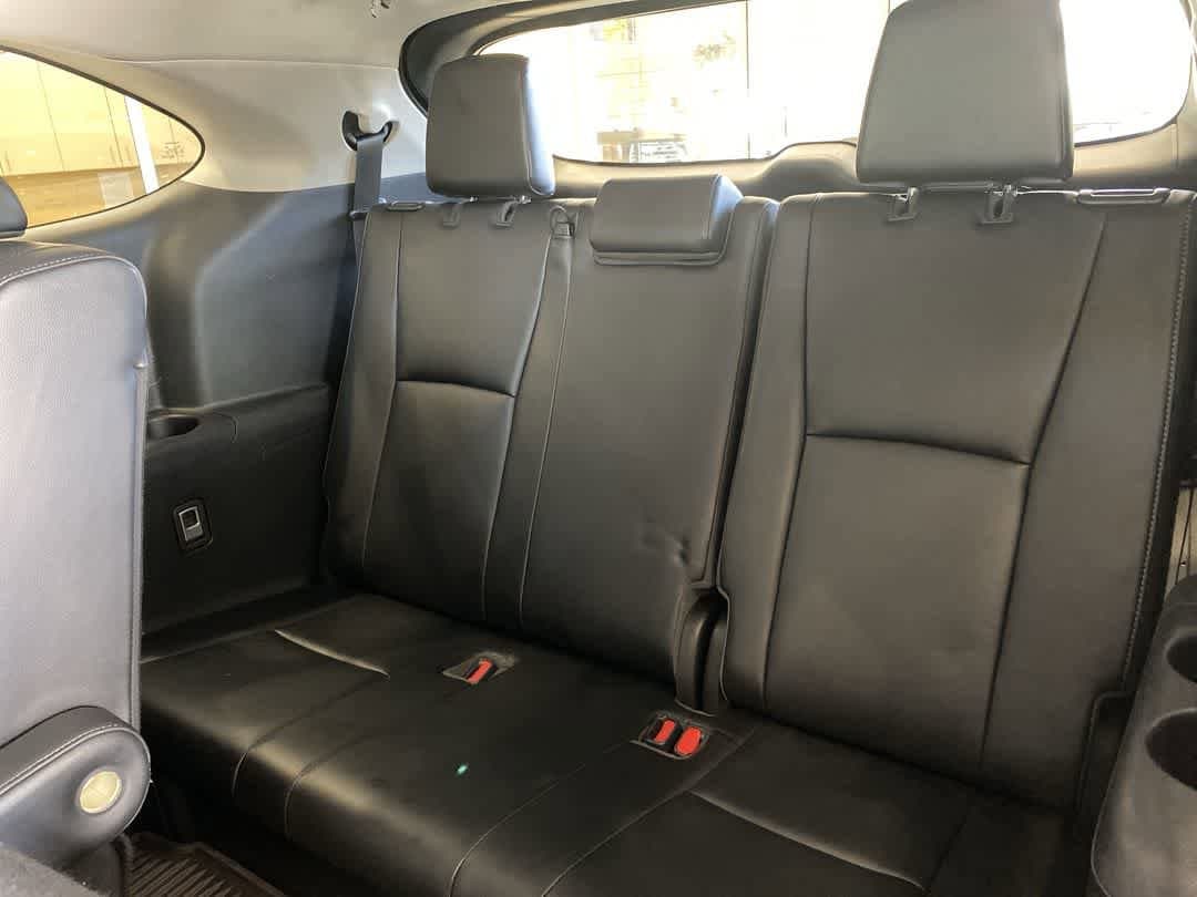 Thumbnail: 2021 Toyota Highlander - 27