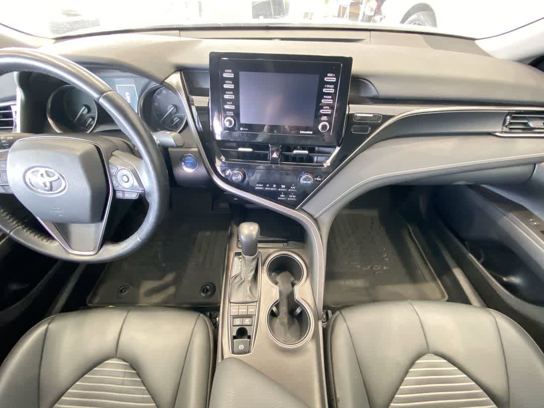 Thumbnail: 2022 Toyota Camry - 18