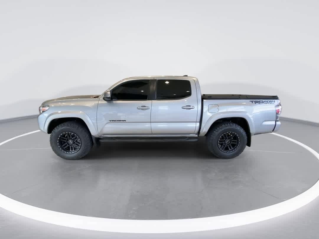 Thumbnail: 2020 Toyota Tacoma - 5
