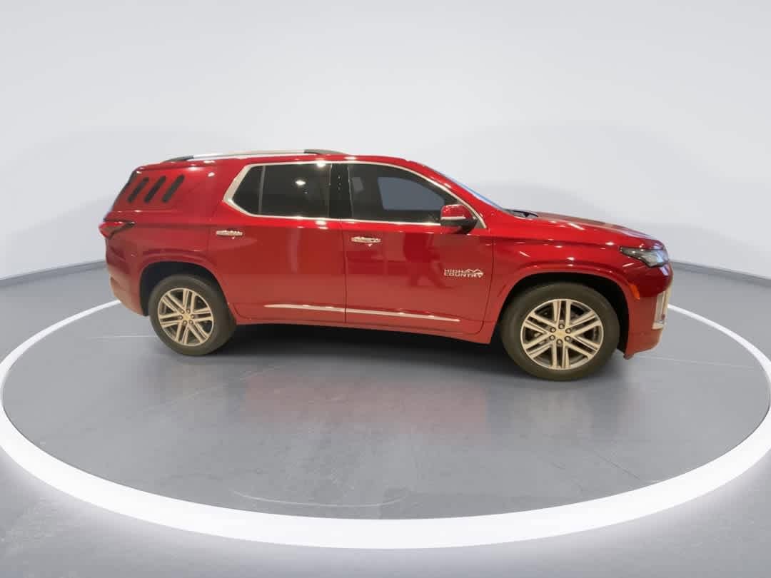 Thumbnail: 2023 Chevrolet Traverse - 9