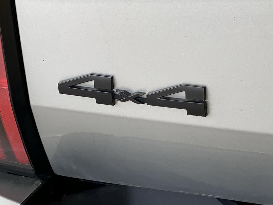 Thumbnail: 2024 Toyota Tundra - 11