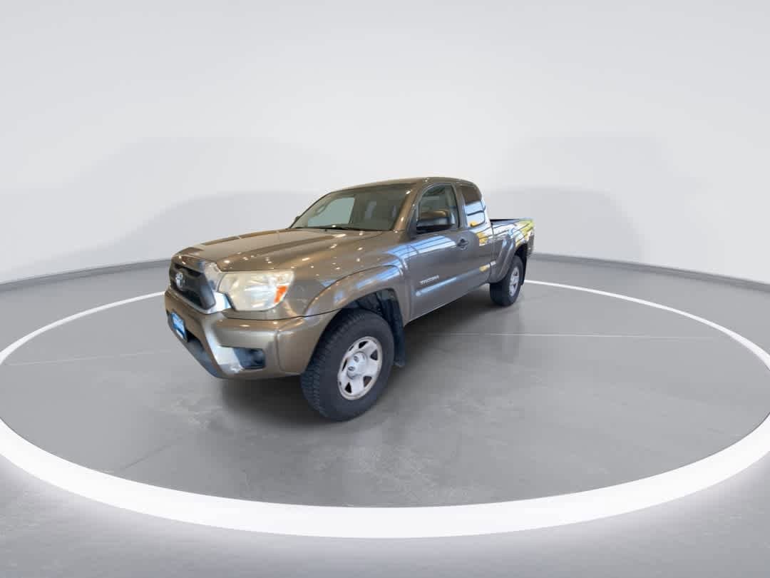 Thumbnail: 2013 Toyota Tacoma - 4